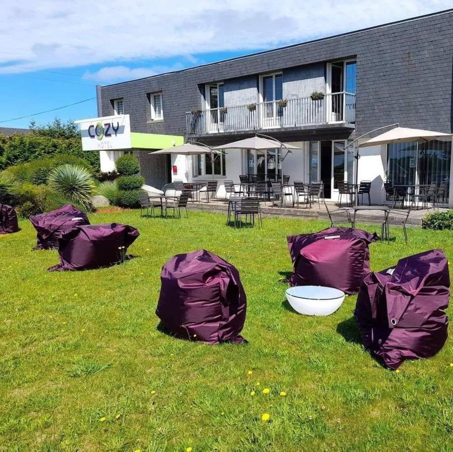Cozy Hotel Logis Morlaix Plouigneau Bagian luar foto