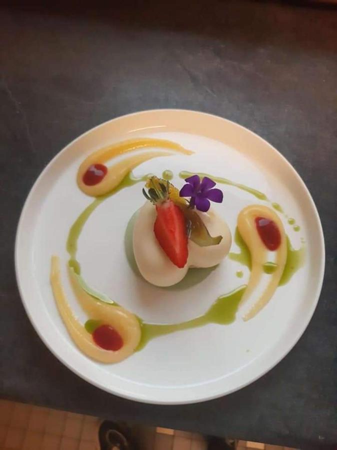 Cozy Hotel Logis Morlaix Plouigneau Bagian luar foto