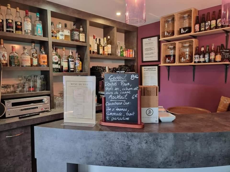 Cozy Hotel Logis Morlaix Plouigneau Bagian luar foto