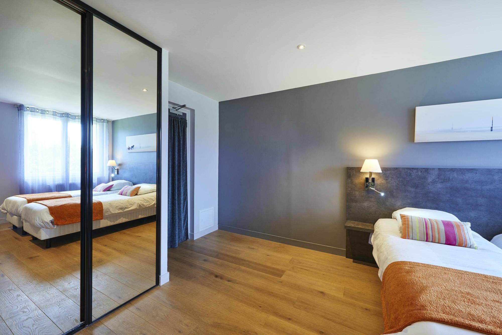 Cozy Hotel Logis Morlaix Plouigneau Bagian luar foto